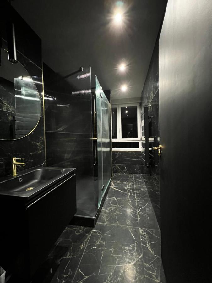 Appartement Moderne Full Black Dunkerque Centre Dunkirk Ngoại thất bức ảnh